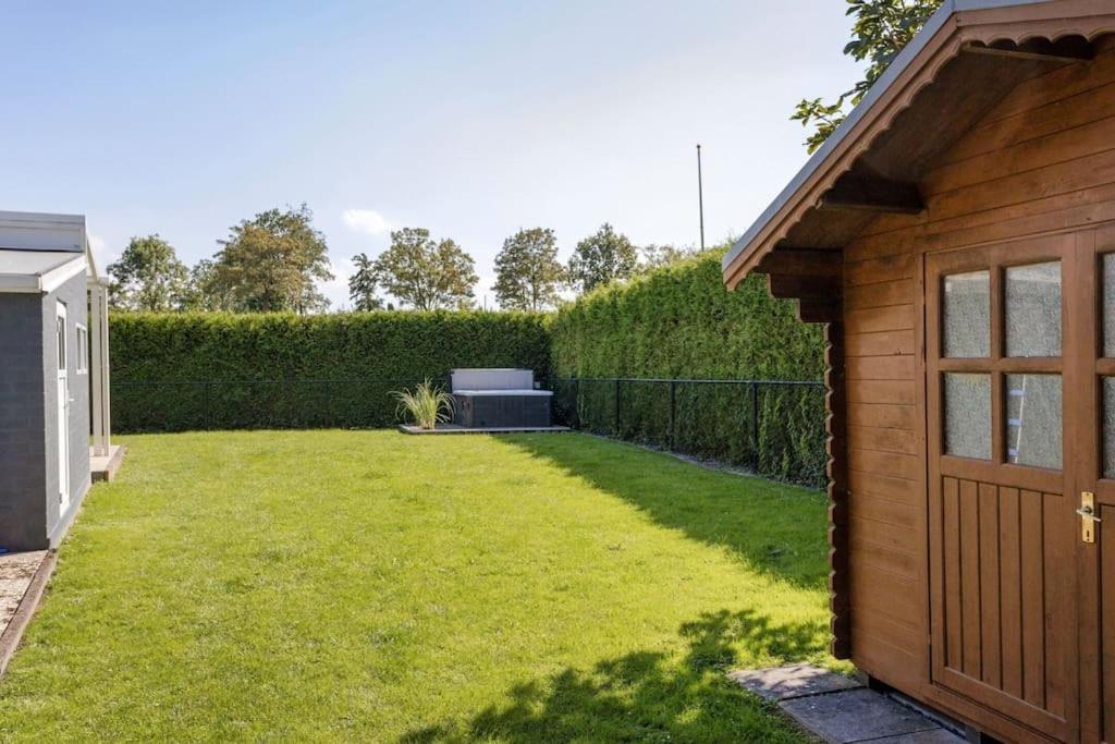 Oemoemenoe - 6 Pers - Sauna - Grote Tuin & Privacy Kortgene Kültér fotó