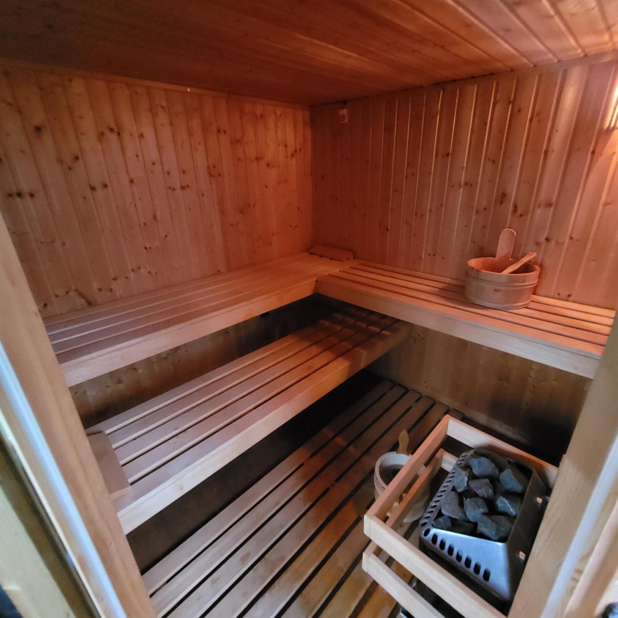 Oemoemenoe - 6 Pers - Sauna - Grote Tuin & Privacy Kortgene Kültér fotó