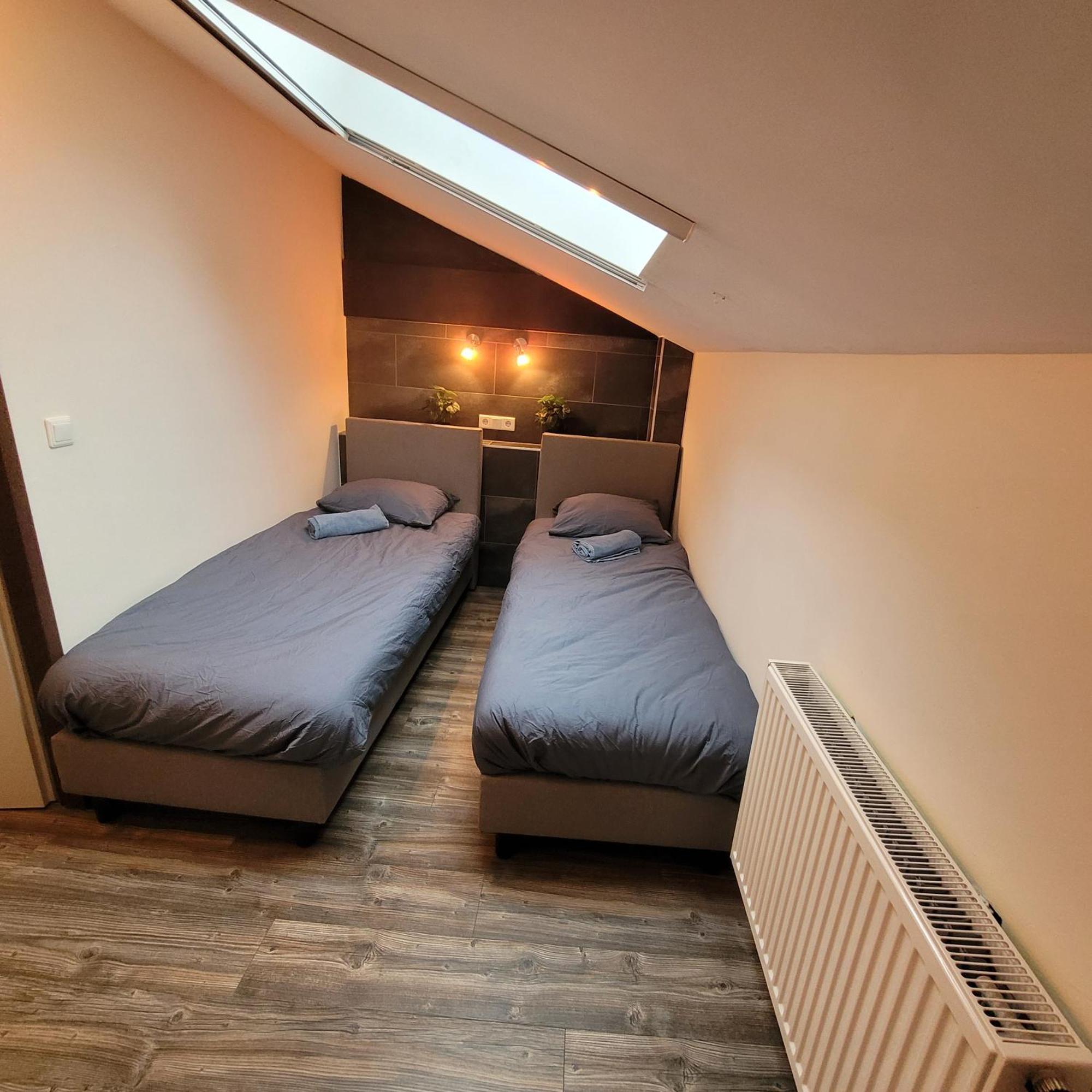Oemoemenoe - 6 Pers - Sauna - Grote Tuin & Privacy Kortgene Kültér fotó